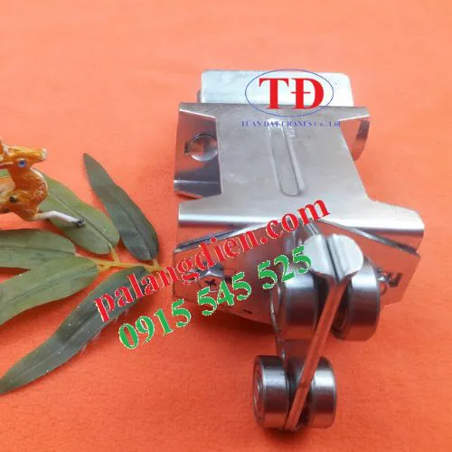 Cái con lăn dẫn hướng ray C