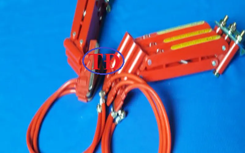 Chổi tiếp điện cho cầu trục 15 tấn