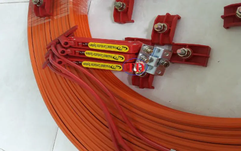 Tay lấy điện cho cầu trục
