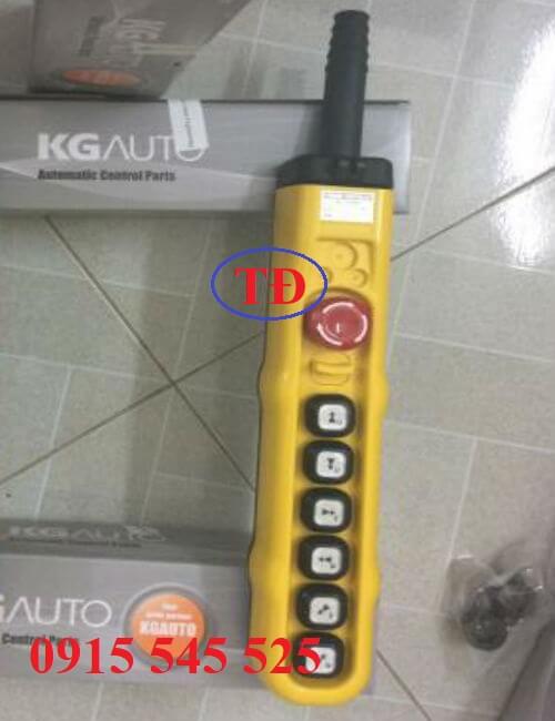 Tay bấm điều khiển câu trục KG-H106ECCC Tay bấm điều khiển câu trục KG-H106ECCC