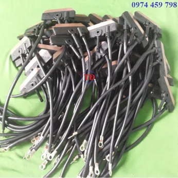 Lá than của chổi tiếp điện