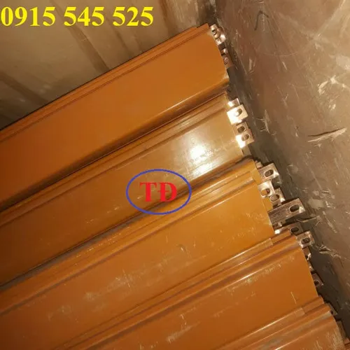 Thanh ray dẫn điện hộp kín
