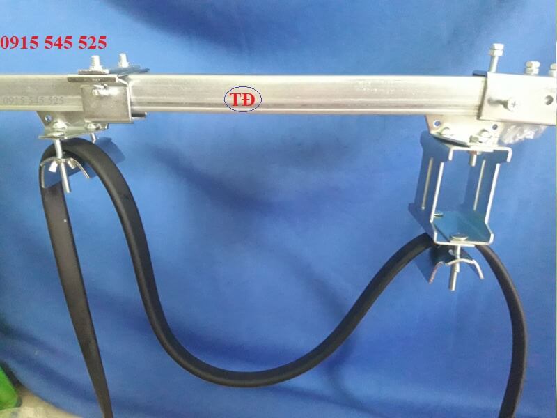 Ray sắt chữ C (3M) Ray sắt chữ C (3M)