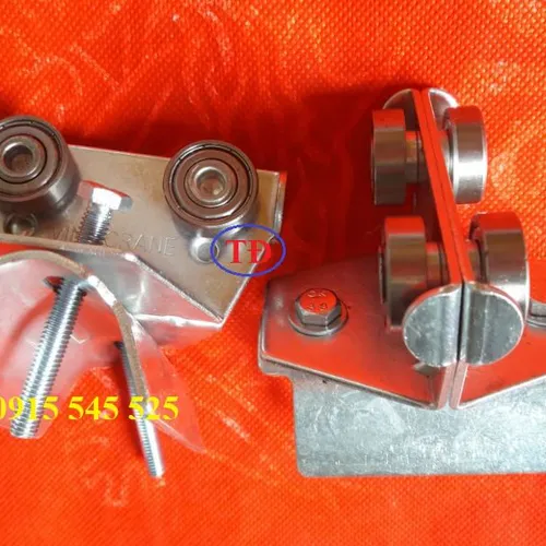 Con lăn treo cáp ray C cầu trục