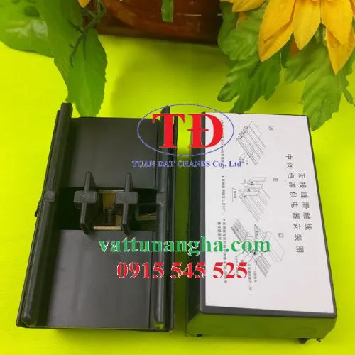 Hộp nối ray điện 3P