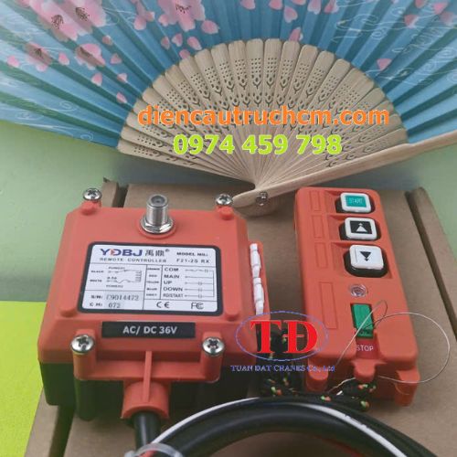 dieu-khien-tu-xa-3-nut-f21-2s dieu-khien-tu-xa-3-nut-f21-2s