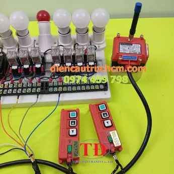 Remote từ xa 3 nút F21-2S điện 220V