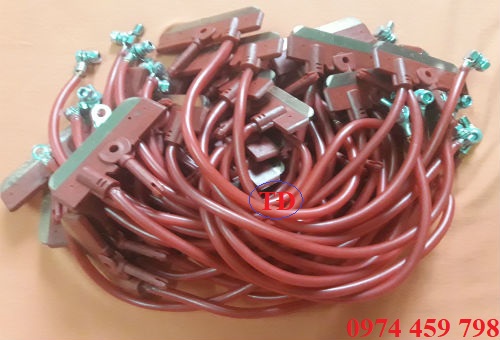 Chổi than tay lấy điện cầu trục Chổi than tay lấy điện cầu trục