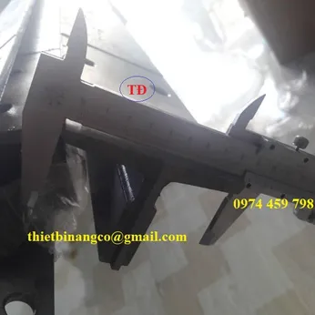 Phụ kiện thang máy nâng hàng