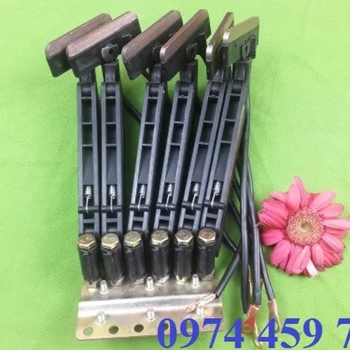 Tay lấy điện cầu trục 6P-60A
