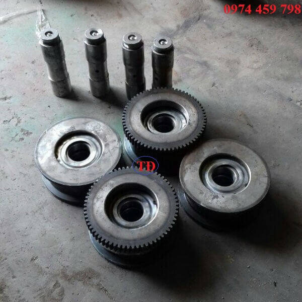 Bánh xe dầm biên cầu trục Bánh xe dầm biên cầu trục