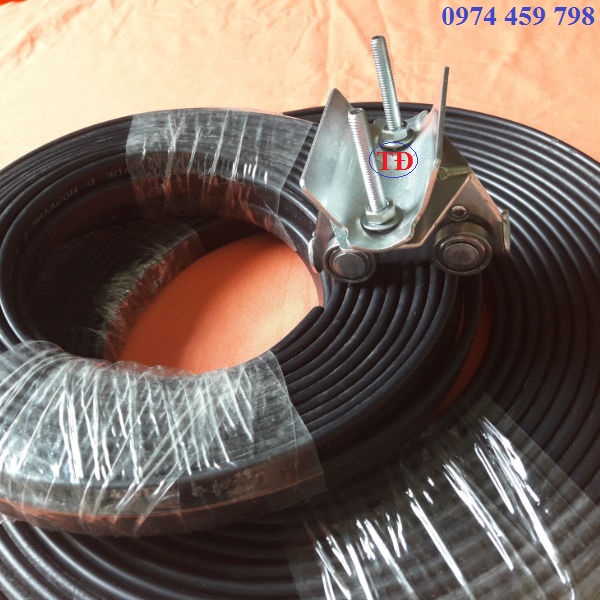 Hình ảnh con trượt ray C cầu trục Hình ảnh con trượt ray C cầu trục