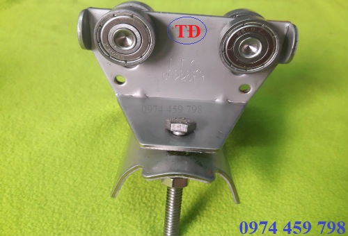Con trượt dẫn cáp ray C cầu trục bằng inox Con trượt dẫn cáp ray C cầu trục bằng inox
