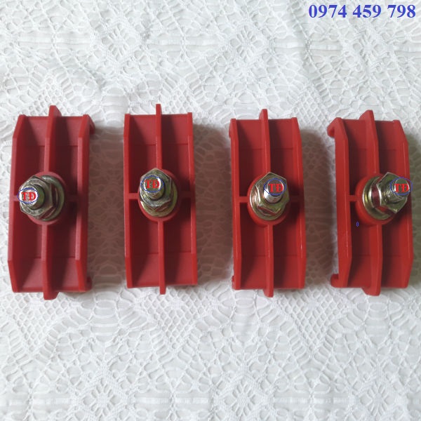 Kẹp treo ray điện cầu trục hiệu ITS loại 4P Kẹp treo ray điện cầu trục hiệu ITS loại 4P
