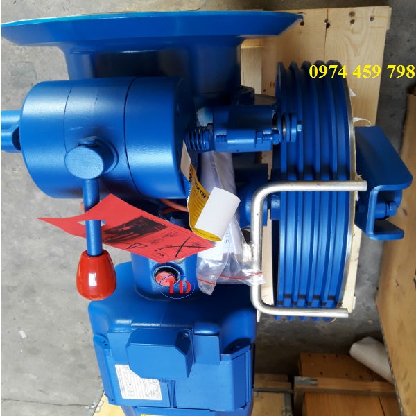 Máy kéo thang máy Máy kéo thang máy