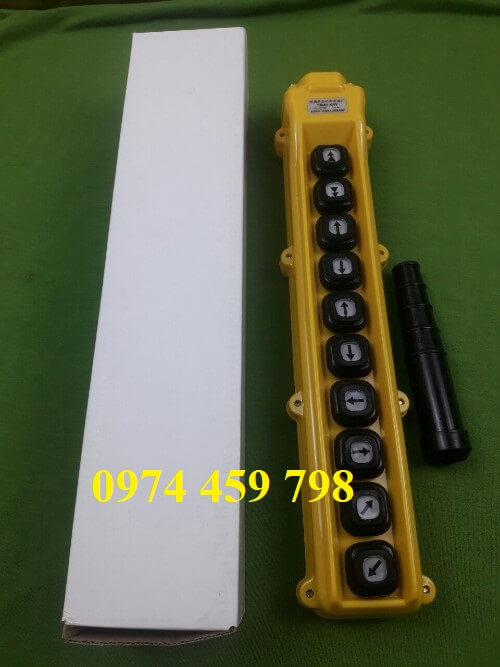 tay-bam-dieu-khien-cau-truc-10-nut tay-bam-dieu-khien-cau-truc-10-nut