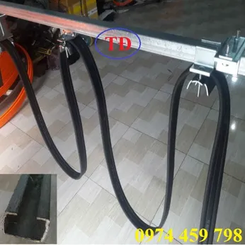 Thanh C track 30x32