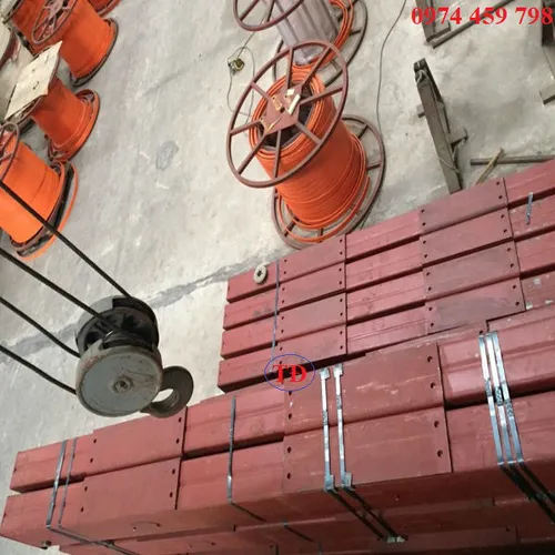 Dầm biên cho cầu trục