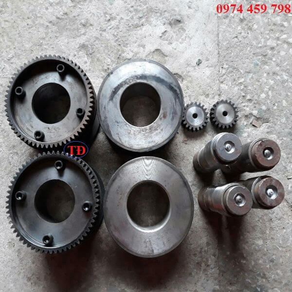 Bánh xe dầm biên cầu trục Bánh xe dầm biên cầu trục