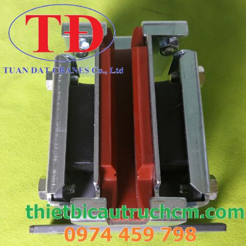 guoc-truot-ray-thang-may-t78 guoc-truot-ray-thang-may-t78