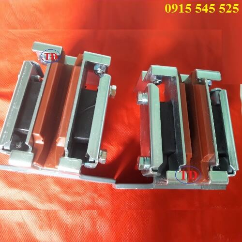 Guốc trượt ray T78 cho thang máy Guốc trượt ray T78 cho thang máy