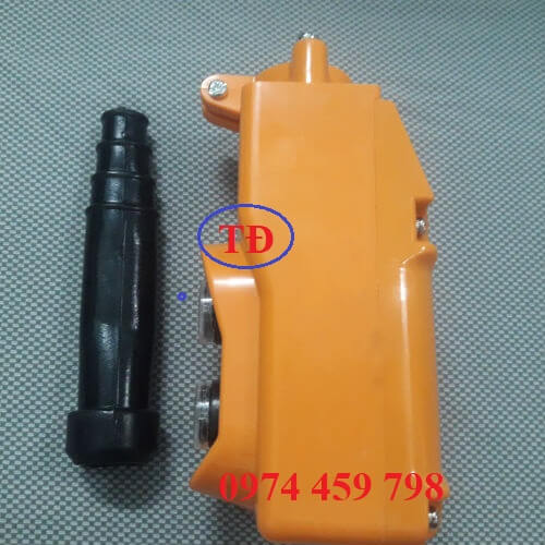 Nút bấm điều khiển động cơ không qua tủ điều khiển Nút bấm điều khiển động cơ không qua tủ điều khiển
