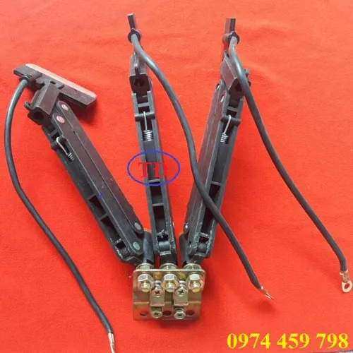 Chổi tiếp điện cầu trục 3 pha 60A