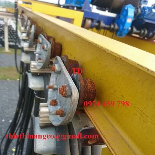 Con trượt dầm I150