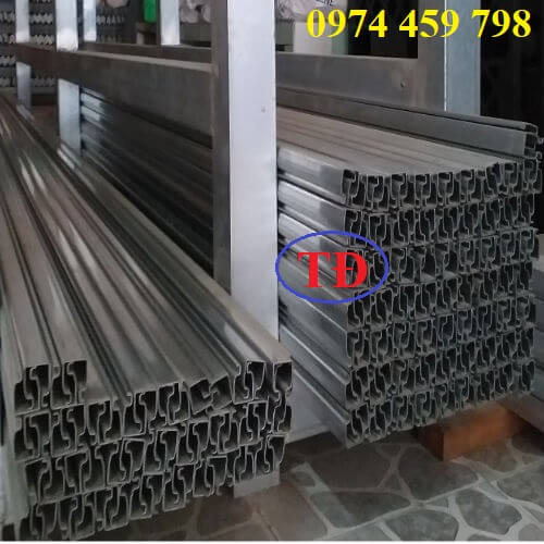 Máng C treo cáp cầu trục 30x40 Máng C treo cáp cầu trục 30x40