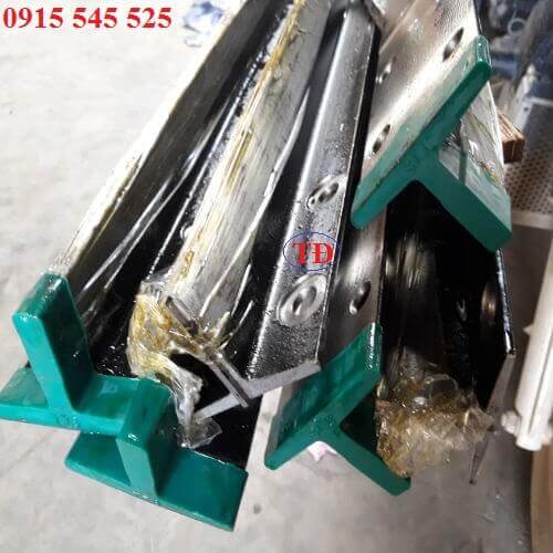 Ray dẫn hướng thang máy T78 Ray dẫn hướng thang máy T78