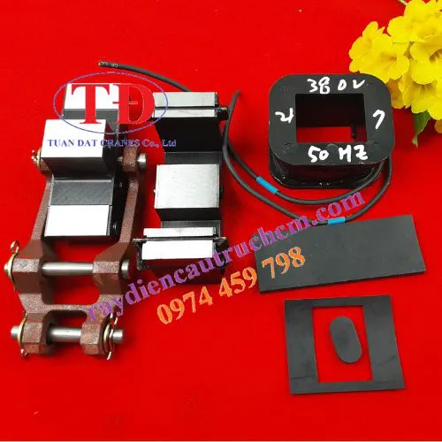 Cụm thắng palang Mitsu của Nhật