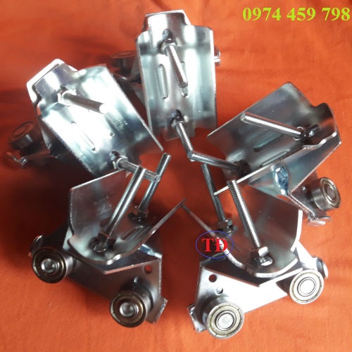Hình ảnh con trượt ray C cầu trục Hình ảnh con trượt ray C cầu trục
