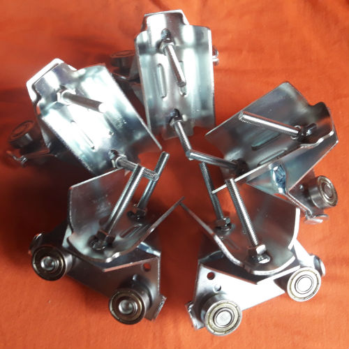 Con trượt máng C cầu trục inox Con trượt máng C cầu trục inox