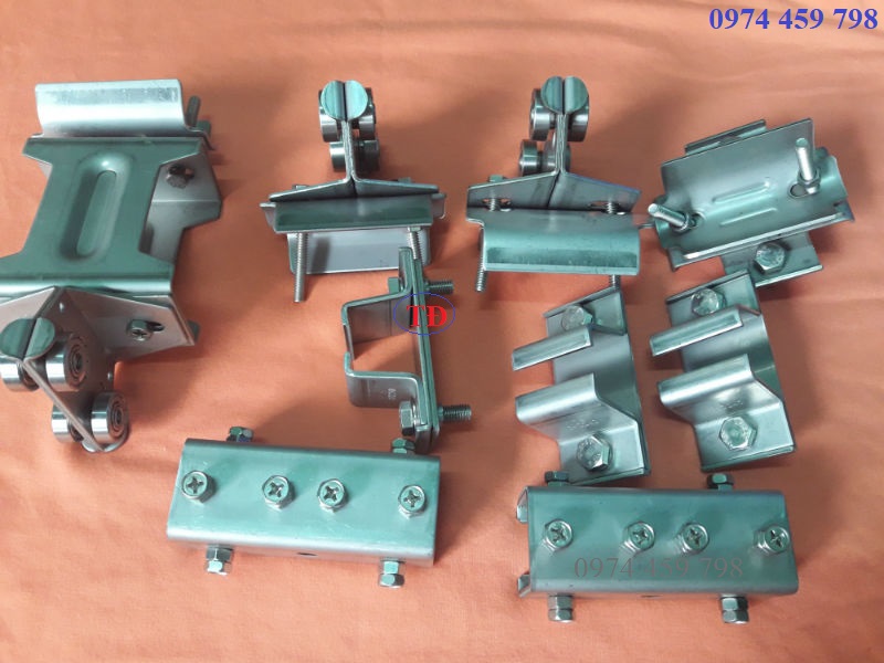 Trượt cáp ray C cầu trục và phụ kiện khác bằng inox Trượt cáp ray C cầu trục và phụ kiện khác bằng inox