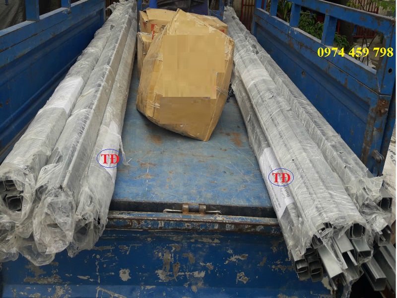 Thanh ray C cầu trục chuẩn bi giao cho khách hàng Thanh ray C cầu trục chuẩn bi giao cho khách hàng