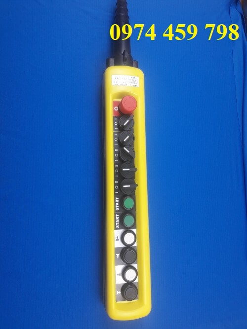 tay-bam-dieu-khien-cau-truc-12-nut tay-bam-dieu-khien-cau-truc-12-nut