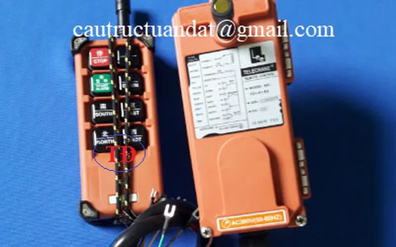 Bộ điều khiển từ xa cầu trục F21-E1B như thế nào?