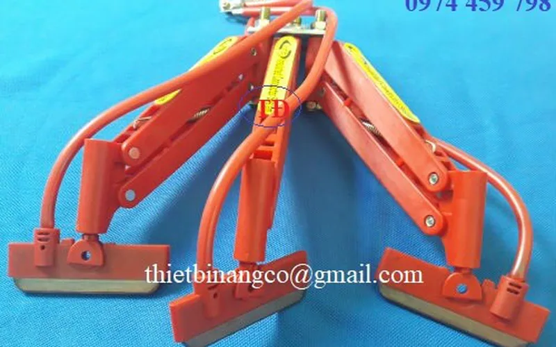 Chổi tiếp điện cầu trục CH3040 là gì?