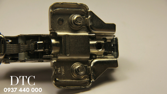 Bản lề DTC giảm chấn cong ít (35mm và 40mm) - Nhập khẩu DTC Funiture Hardware Bản lề DTC giảm chấn cong ít (35mm và 40mm) - Nhập khẩu DTC Funiture Hardware