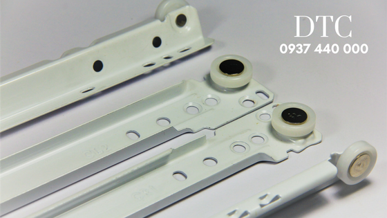 Ray bánh xe nhựa (ray đơn) - Công ty TNHH Ray Trượt DTC - Furniture Hard ware Ray bánh xe nhựa (ray đơn) - Công ty TNHH Ray Trượt DTC - Furniture Hard ware