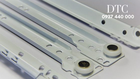 Ray bánh xe nhựa (ray đơn) - Công ty TNHH Ray Trượt DTC - Furniture Hard ware Ray bánh xe nhựa (ray đơn) - Công ty TNHH Ray Trượt DTC - Furniture Hard ware