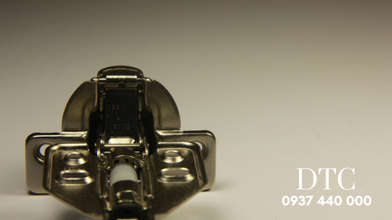 Bản lề DTC giảm chấn thẳng (35mm và 40mm) - Nhập khẩu DTC Funiture Hardware Bản lề DTC giảm chấn thẳng (35mm và 40mm) - Nhập khẩu DTC Funiture Hardware