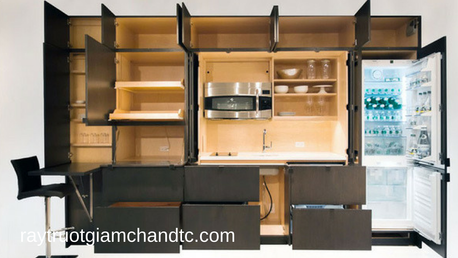 sự khác nhau giữa bản lề giảm chấn và bản lề thường sự khác nhau giữa bản lề giảm chấn và bản lề thường