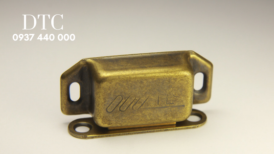 Nam châm hit cửa Nam châm hit cửa