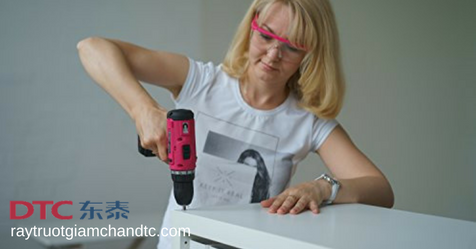 Cách lắp thanh trượt ngăn kéo đúng quy trình chỉ trong 2 phút Cách lắp thanh trượt ngăn kéo đúng quy trình chỉ trong 2 phút