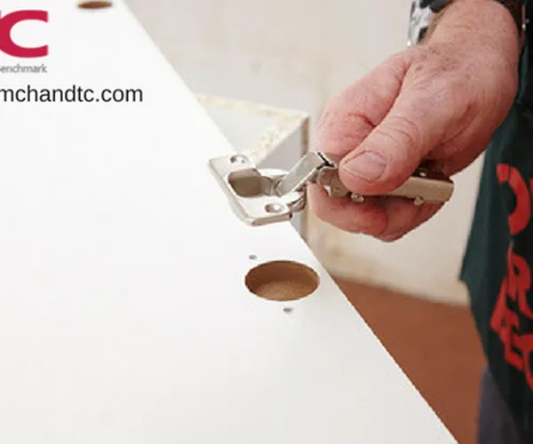 Hướng dẫn lắp bản lề bật cực đơn giản xong ngay trong 10 phút