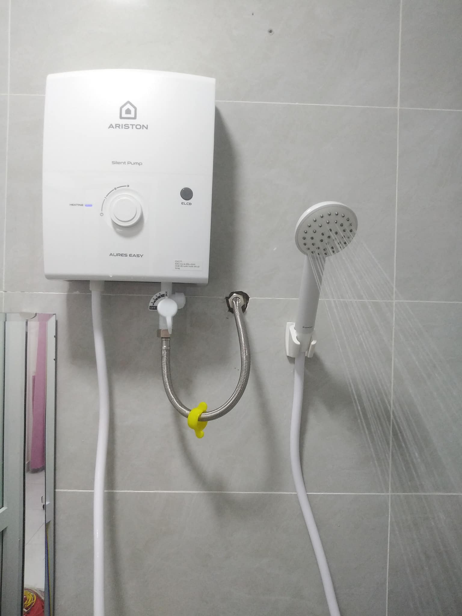 Máy nước nóng trực tiếp Ariston Aures 3.5