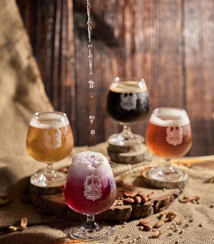Bia thủ công (Craft Beer) không chỉ là một loại thức uống, mà còn là một bộ môn nghệ thuật tinh tế Bia thủ công (Craft Beer) không chỉ là một loại thức uống, mà còn là một bộ môn nghệ thuật tinh tế