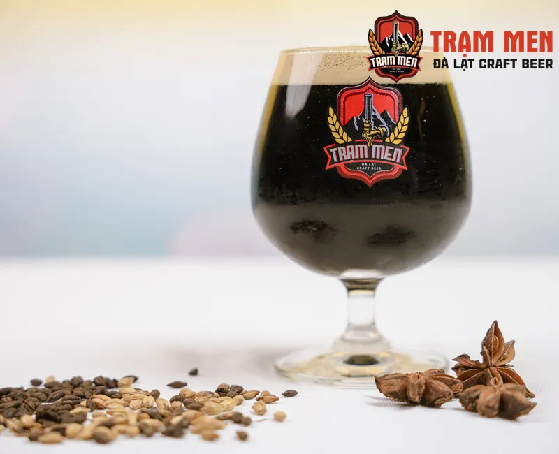 Bia Đen – TM STOUT (Irish Stout)