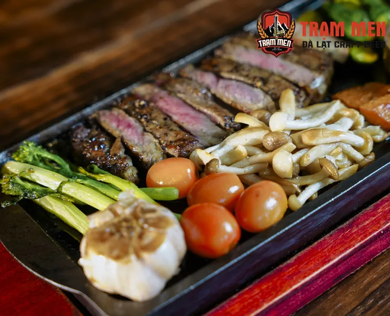 Bò Aukobe Đốt Rượu Brandy